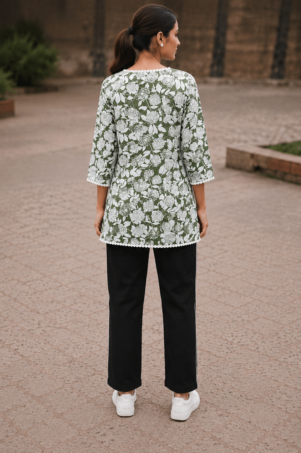 Women's Green Floral Print Cotton Kurti Top