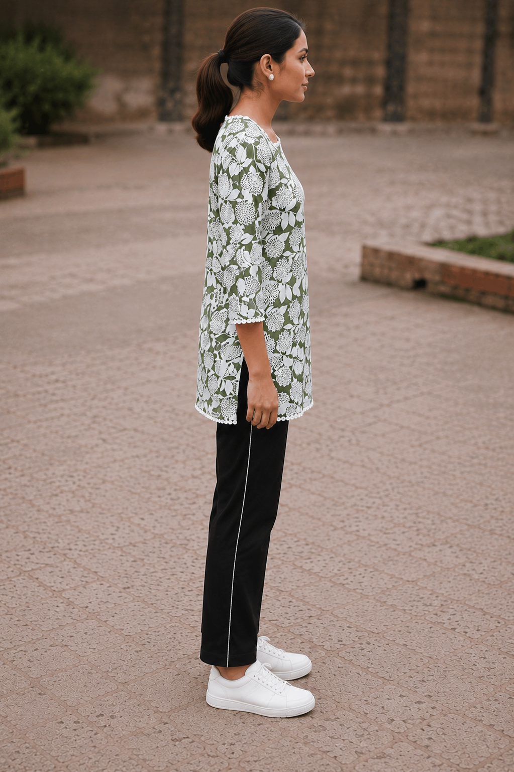 Women's Green Floral Print Cotton Kurti Top