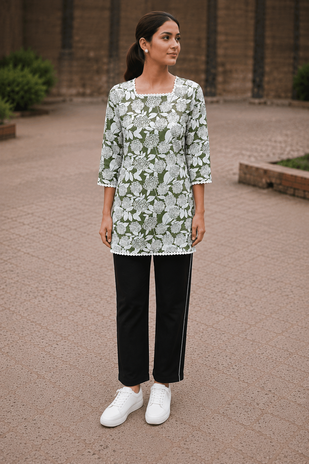 Women's Green Floral Print Cotton Kurti Top
